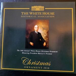 2018 White House Christmas Ornament, New In box